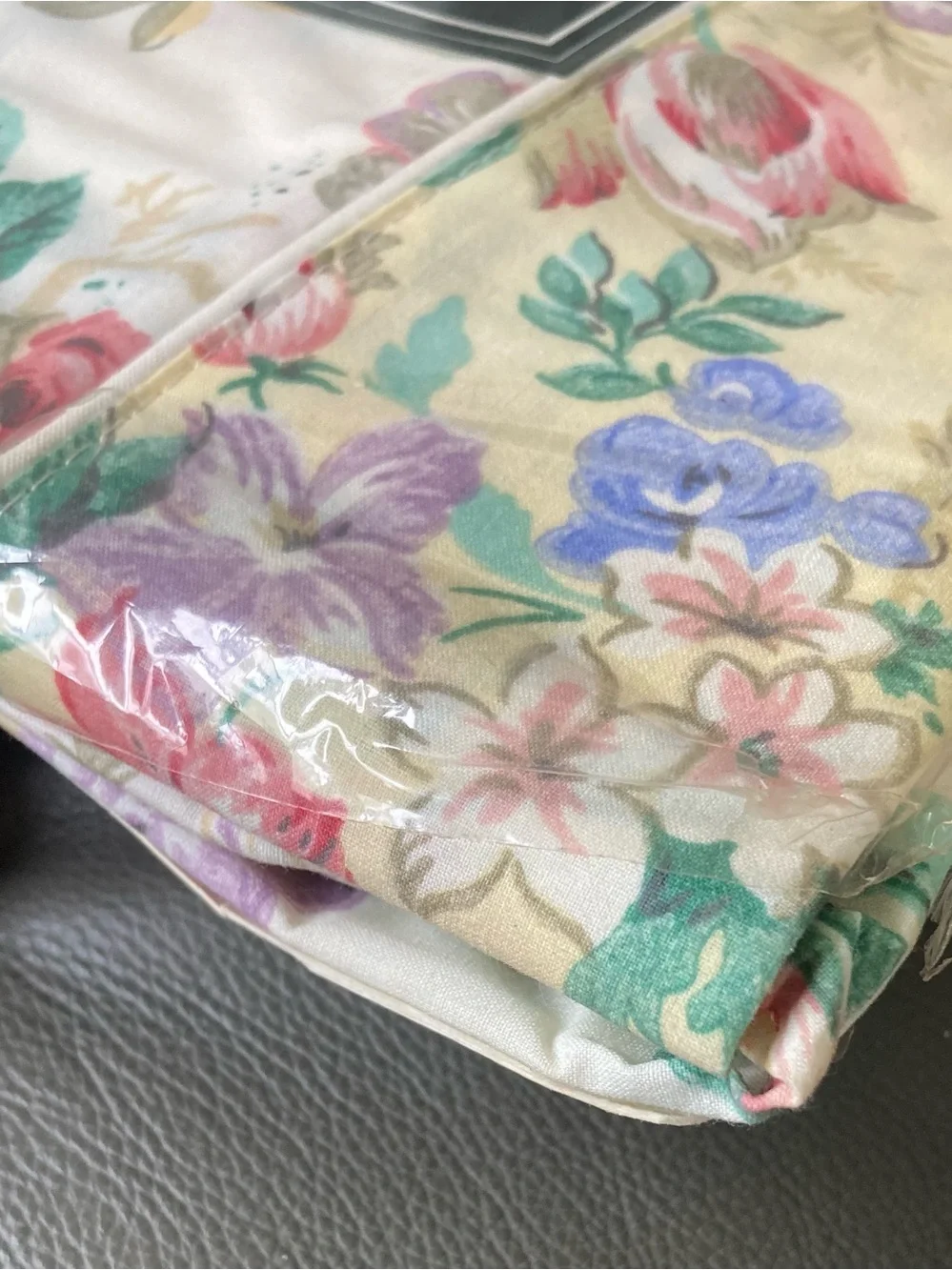 Laura Ashley King Flat Sheet JULIET Roses Floral NEW IN PKG 200 Threads/sq inch